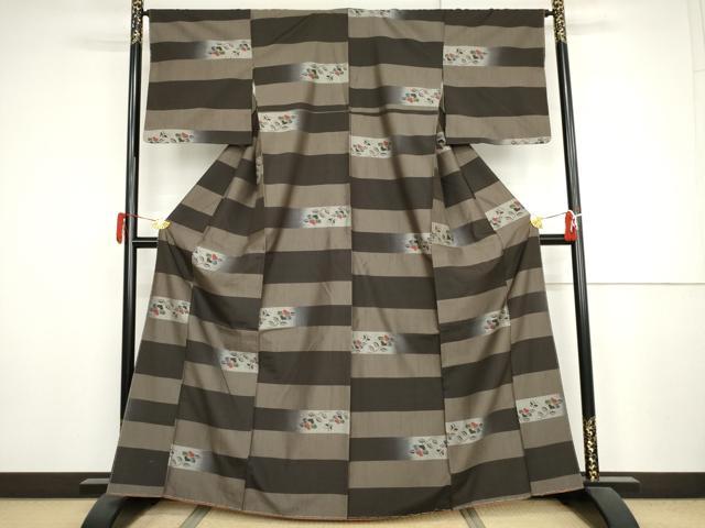 平和屋着物●上質な紬 横段花蝶文 正絹 逸品 未使用 AABJ3834cs