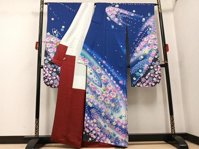 平和屋着物●豪華振袖 舞花文 暈し染め 銀通し地 正絹 逸品 AABJ3861ph
