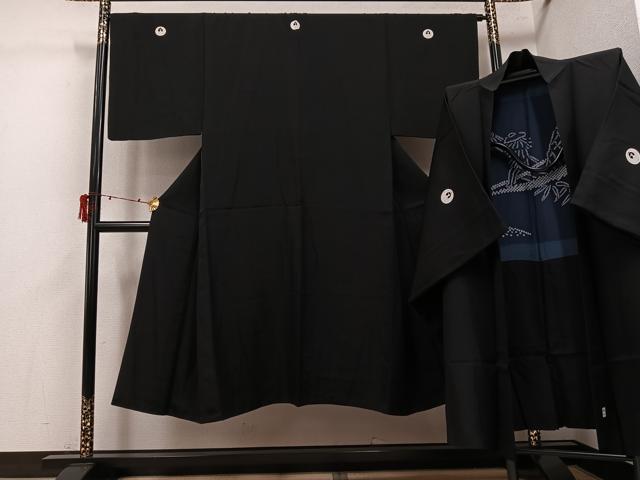 平和屋着物●男性 黒紋付・羽織セット 正絹 逸品 AABJ3959ph