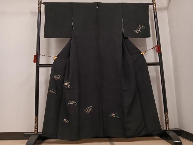 平和屋着物●訪問着 総刺繍 草花文 黒地 金糸 正絹 逸品 AABJ3967ph