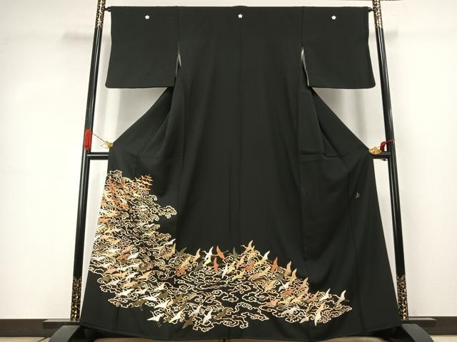 平和屋着物●豪華黒留袖 作家物 駒刺繍 飛鳥文 金糸 金彩 正絹 逸品 AABJ4289fy