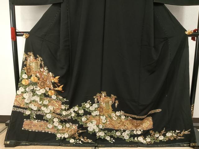 平和屋着物●豪華黒留袖 駒刺繍 御所車花鳥文 金彩 仮絵羽 正絹 逸品 未使用 AABJ4293fy