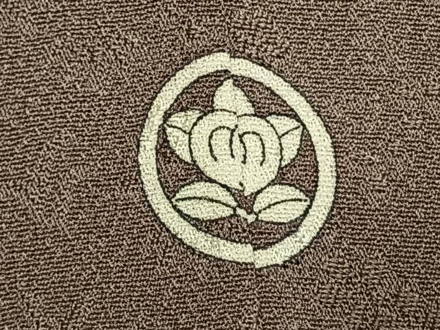 平和屋着物●上質な色無地 風景花地紋 生壁色 正絹 逸品 未使用 AABJ4339fy