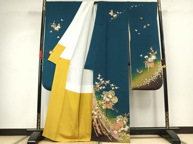 平和屋着物●豪華振袖 片輪車貝桶花蝶文 暈し染め 金彩 さが美扱い 正絹 逸品 AABJ4442fy