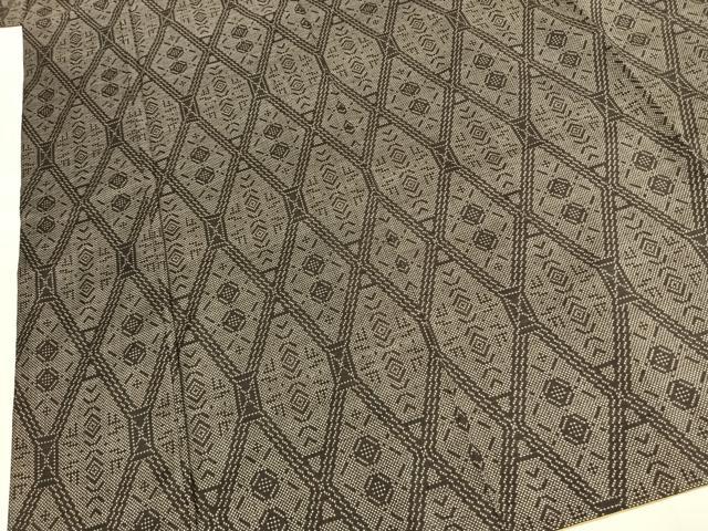 平和屋着物●本場大島紬 7マルキ 幾何学文様 正絹 逸品 AABJ4737fy