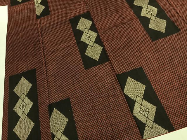 平和屋着物●本場大島紬 割り込み絣 色紙亀甲花文 正絹 逸品 AABJ4802fy