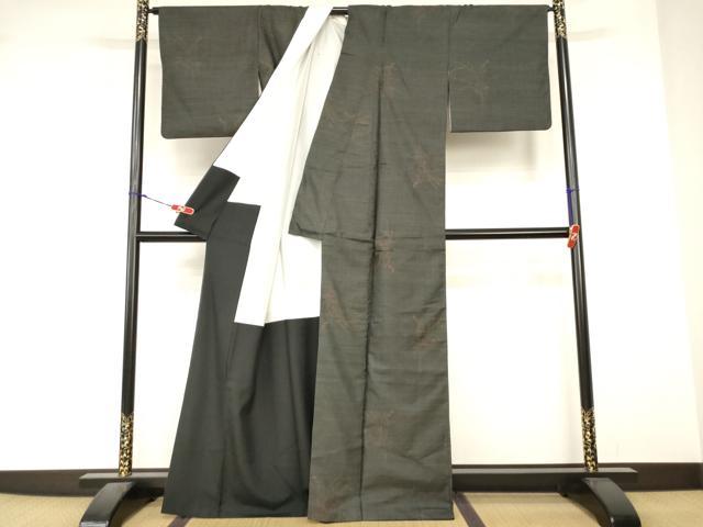 平和屋着物■本場大島紬 9マルキ 草木舞蝶文 正絹 逸品 AABJ5211br