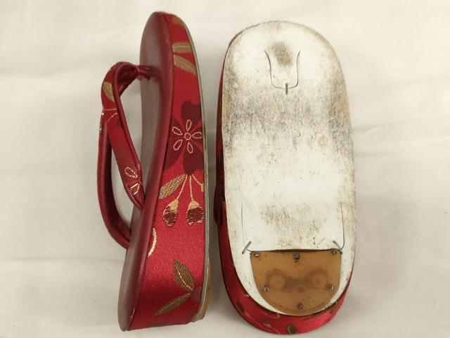 平和屋本店∵七五三 女の子 和装小物セット 舞桜文 金彩 箱付き 逸品 AABJ5370ja