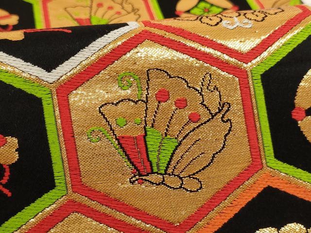 平和屋着物∵女の子 子供 全通柄袋帯 亀甲花蝶宝尽くし文 金糸 逸品 未使用 AABJ5371ja