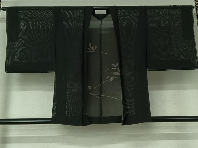平和屋着物▽羽織 スリーシーズン 春夏秋 塵除け 芝葉文 黒地 正絹 逸品 AABJ6091jh