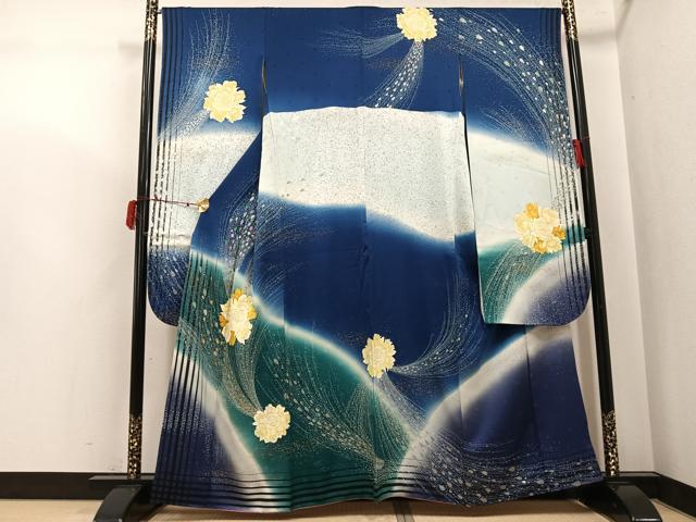 平和屋着物●Guy Laroche ギ・ラロッシュ 振袖 舞花文 暈し染め 金銀彩 正絹 逸品 AABJ6211ph