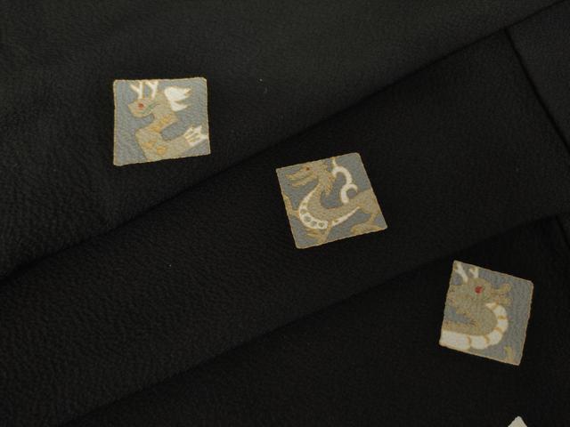平和屋着物●上質な小紋 色紙重ね文 龍 黒地 金彩 正絹 逸品 AABJ6511ck