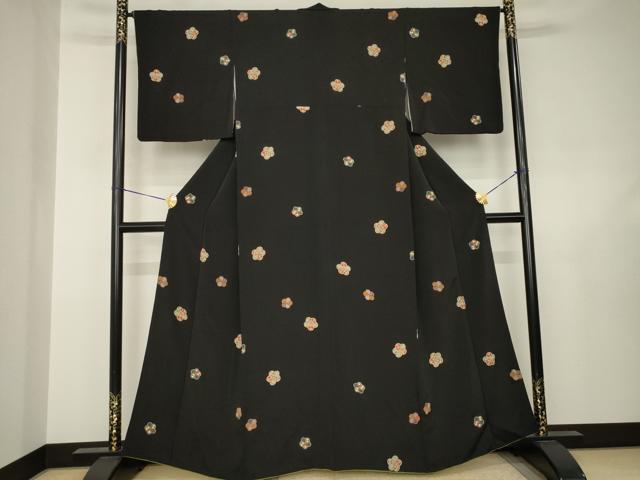 平和屋着物●上質な小紋 ねじ梅 黒地 鬼しぼ縮緬 やまと誂製 正絹 逸品 AABJ6537ck