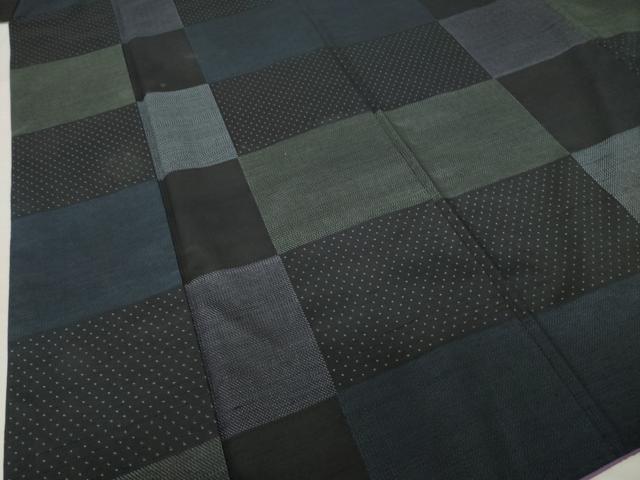 平和屋着物●上質な紬 市松文 黒地 正絹 逸品 AABJ6554ck