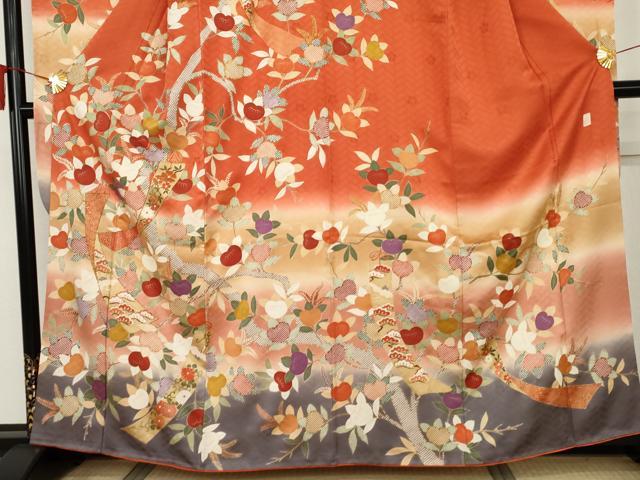 平和屋着物●十日町老舗ブランド 吉澤友禅 吾妻徳穂 振袖 駒刺繍 橘 金彩 正絹 逸品 AABJ6621cs