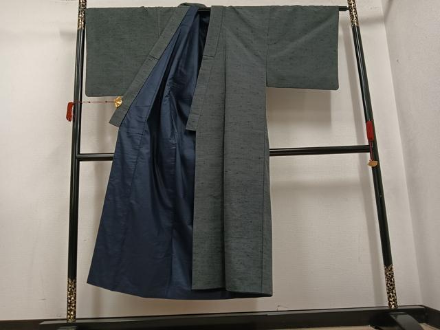 平和屋着物●男性 紬 アンサンブル 色無地 消炭色 正絹 逸品 AABJ7164ph