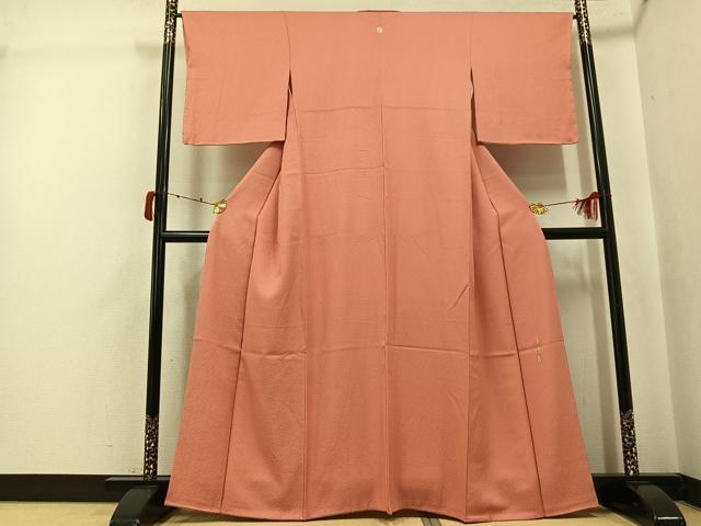 平和屋着物●本草木染作家 瑞鳳 色無地 紋意匠 薄紅色 正絹 逸品 未使用 AABJ7212ph