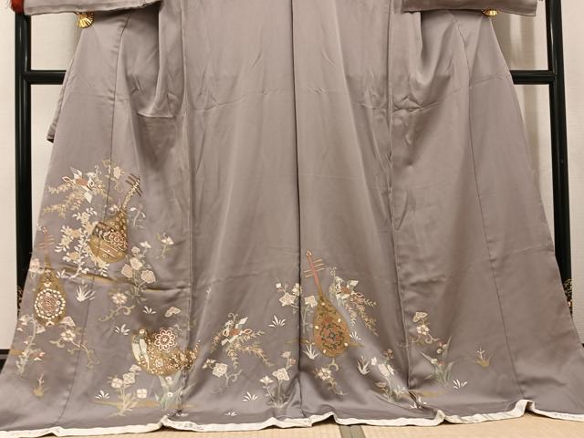 平和屋着物●訪問着 駒刺繍 花鳥楽器文 金彩 丹後ちりめん 仮絵羽 正絹 逸品 未使用 AABJ7222ph