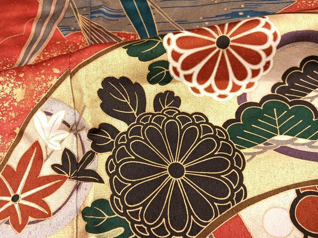 平和屋着物●豪華振袖 地紙花蝶文 暈し染め 金彩 正絹 逸品 AABJ7246ph
