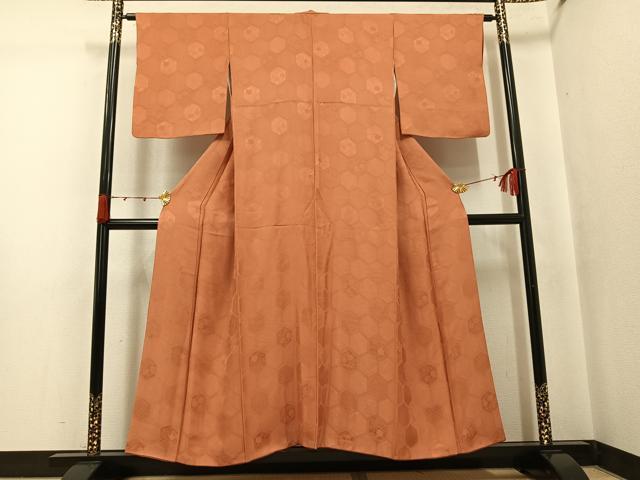 平和屋着物●上質な色無地 亀甲花地紋 深支子色 正絹 逸品 AABJ7297ph