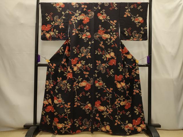 平和屋着物■上質な小紋 ろうけつ染め 枝花文 黒地 正絹 逸品 AABJ7837sx