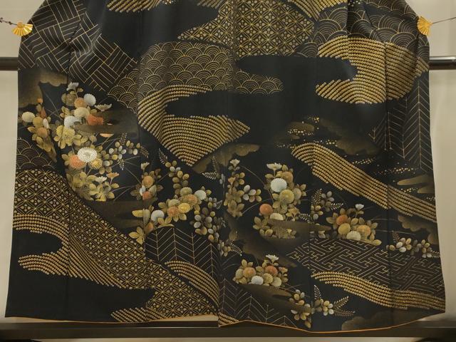 平和屋着物■訪問着 駒刺繍 吉祥花文 黒地 金銀彩 正絹 逸品 AABJ7958sx