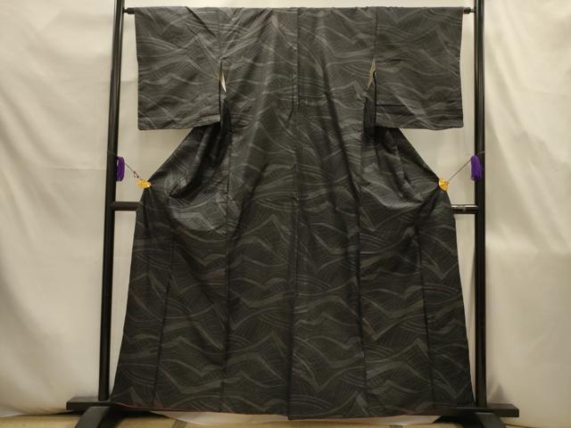 平和屋着物■本場大島紬 幾何学文様 黒地 正絹 逸品 AABJ7980sx