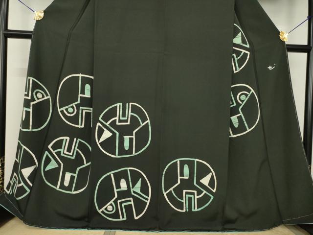 平和屋着物●訪問着 作家物 ろうけつ染 幾何学文様 黒地 正絹 逸品 AABJ8222ck