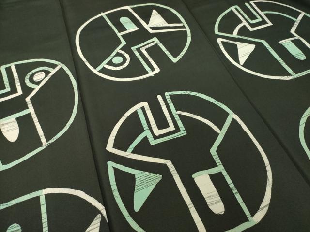 平和屋着物●訪問着 作家物 ろうけつ染 幾何学文様 黒地 正絹 逸品 AABJ8222ck