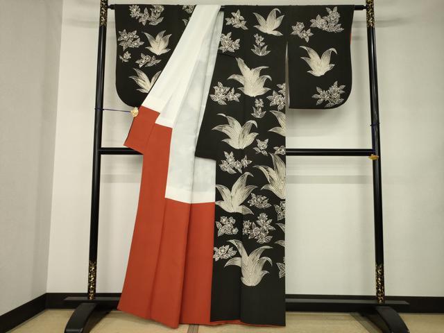 平和屋着物●上質な小紋 草花文 ろうけつ染 黒地 正絹 逸品 AABJ8225ck