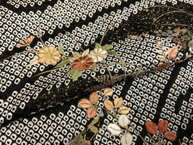 平和屋着物●訪問着 駒刺繍 絞り 流水草花文 黒地 金彩 正絹 逸品 未使用 AABJ8456ph