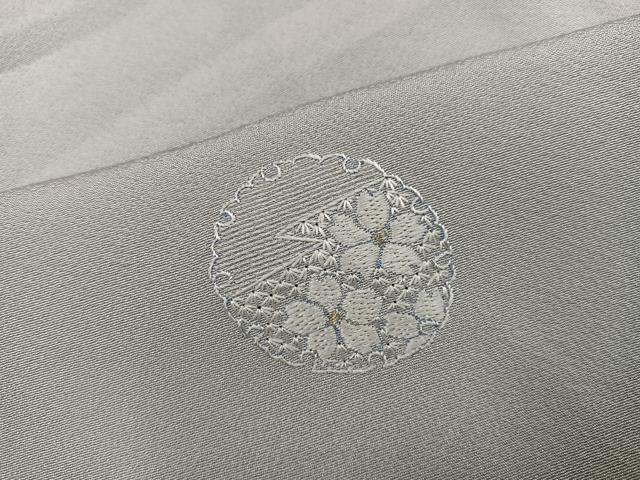 平和屋着物●上質な小紋 中国三大刺繍 汕頭刺繍 スワトウ刺繍 総刺繍 雪輪草花文 利休白茶色 金糸 正絹 逸品 AABJ8476ph