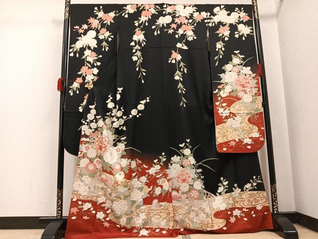 平和屋着物●豪華振袖 駒刺繍 鴛鴦花文 暈し染め 黒地 金彩 正絹 逸品 AABJ8524ph