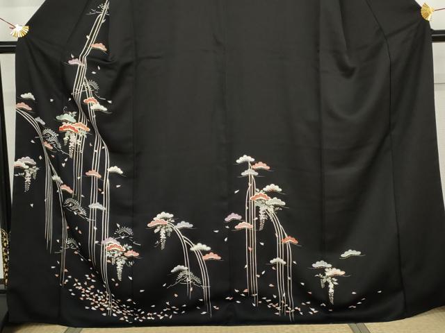 平和屋着物●訪問着 駒刺繍 松 黒地 金銀彩 正絹 逸品 AABJ8609cs