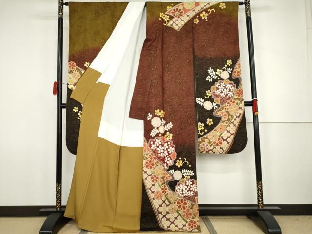 平和屋着物●豪華振袖 舞桜文 暈し染め 金糸 金彩 金通し地 正絹 逸品 AABJ8627cs