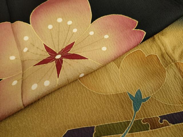 平和屋着物●豪華振袖 吹寄せ花文 暈し染め 黒地 金彩 正絹 逸品 AABJ8691cs
