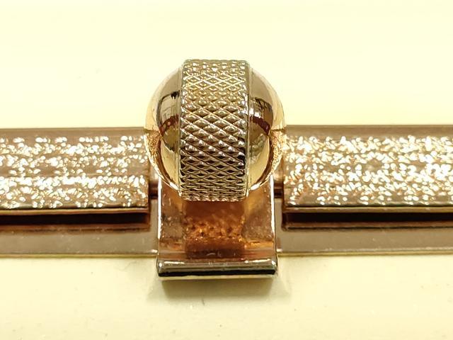 平和屋着物▼和装小物 和装バッグ 振袖用 ハンドバッグ エナメル 花柄 金彩 暈し 逸品 AABJ8945ay