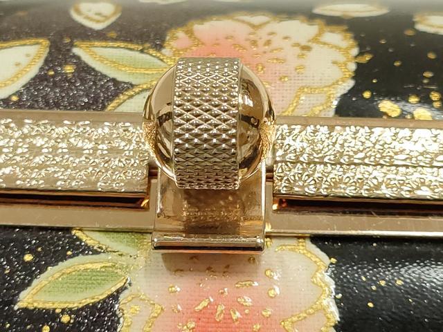 平和屋着物▼和装小物 和装バッグ 振袖用 ハンドバッグ エナメル 舞花文 金彩 逸品 AABJ8946ay