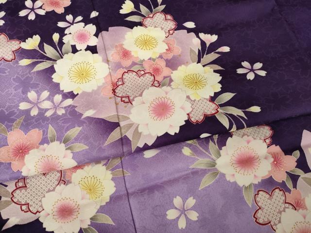 平和屋着物●豪華振袖 舞桜文 暈し染め 金彩 ロング丈 正絹 逸品 AABJ9212ck