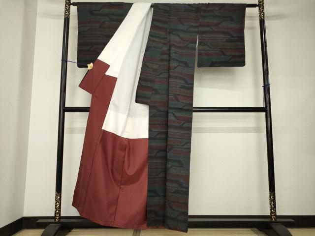 平和屋着物●本場結城紬 重要無形文化財 80亀甲 幾何学文様 正絹 逸品 AABJ9250ck