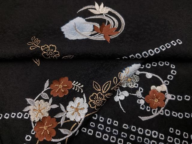 平和屋着物●訪問着 絞り 刺繍 舞花文 黒地 金彩 正絹 逸品 AABJ9316ph