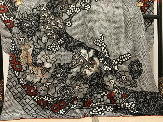 平和屋着物●豪華振袖 絞り 御所車群鶴花文 黒地 金彩 正絹 逸品 AABJ9406ph