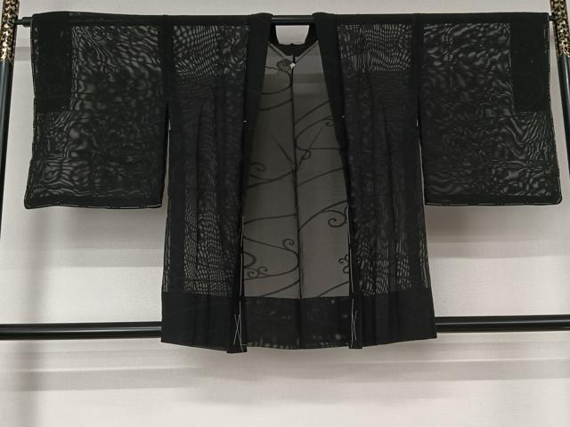 平和屋着物▽羽織 スリーシーズン 春夏秋 塵除け 唐草文 黒地 正絹 逸品 AABJ9738jh