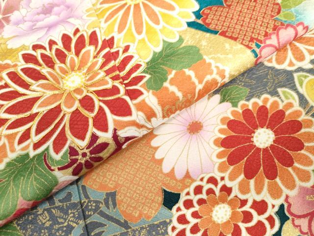 平和屋着物●豪華振袖 駒刺繍 束ね熨斗花蝶文 暈し染め 金彩 銀通し地 正絹 逸品 AABJ9964cs