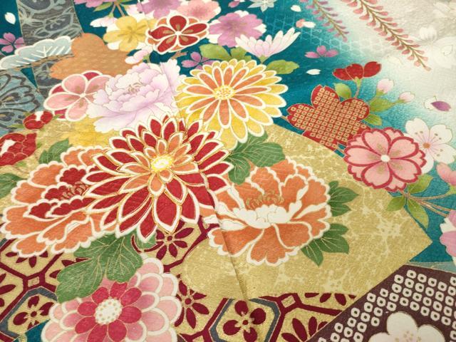 平和屋着物●豪華振袖 駒刺繍 蔓帯吉祥花文 金彩 銀通し地 ロング丈 正絹 逸品 AABK0101ck