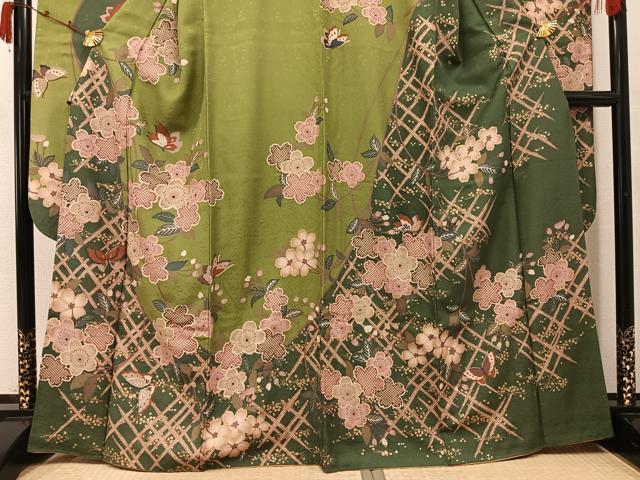 平和屋着物●豪華振袖 舞蝶桜文 金彩 正絹 逸品 AABK0170ph