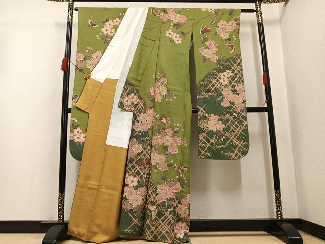 平和屋着物●豪華振袖 舞蝶桜文 金彩 正絹 逸品 AABK0170ph