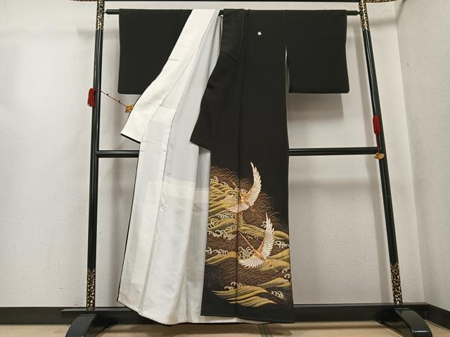 平和屋着物●豪華黒留袖 駒刺繍 群鶴立波文 金彩 高島屋扱い 正絹 逸品 AABK0298ph