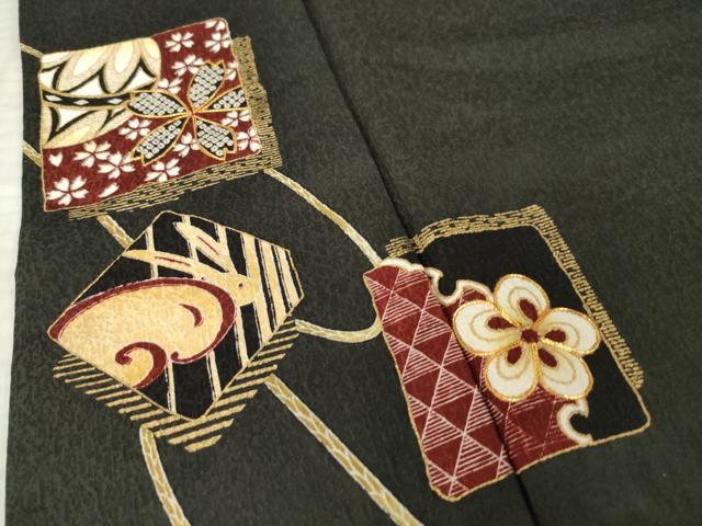 平和屋着物●振袖 駒刺繍 色紙花文 兎 黒地 金彩 正絹 逸品 AABK0349ck