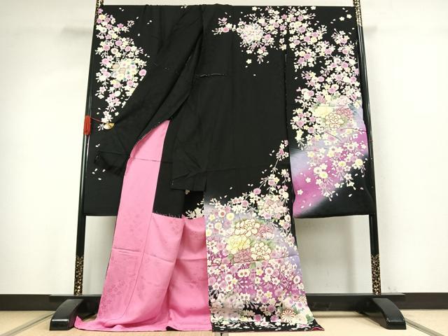 平和屋着物●豪華振袖 駒刺繍 草花文 暈し染め 黒地 金彩 仮絵羽 正絹 逸品 未使用 AABK1090fy